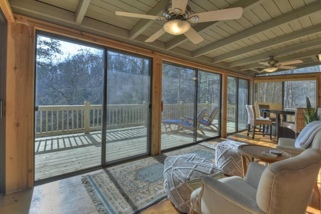 Waywish Waterfront Cabin In Blue Ridge Mountains Экстерьер фото